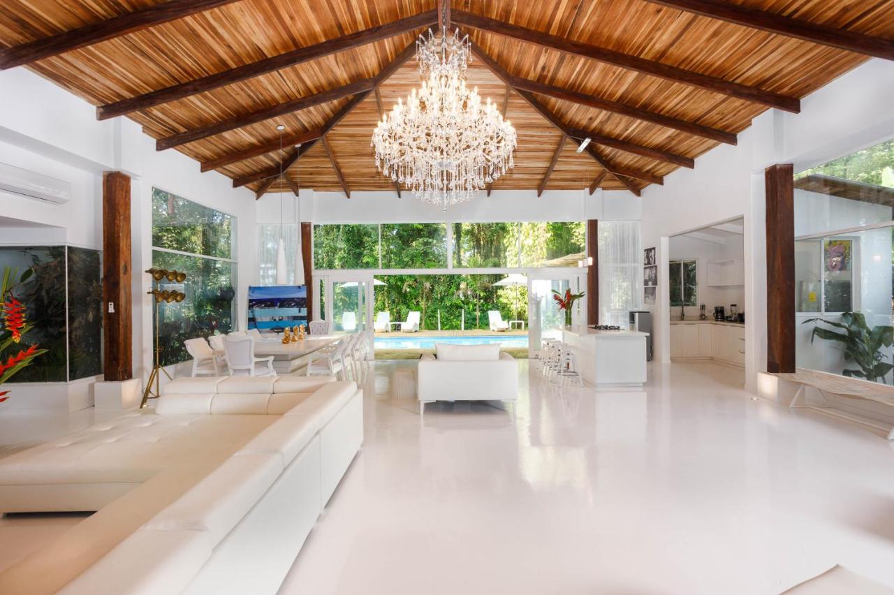 Gigi Brown Villa Paparazzi Beachfront Puerto Viejo de Talamanca Eksteriør billede